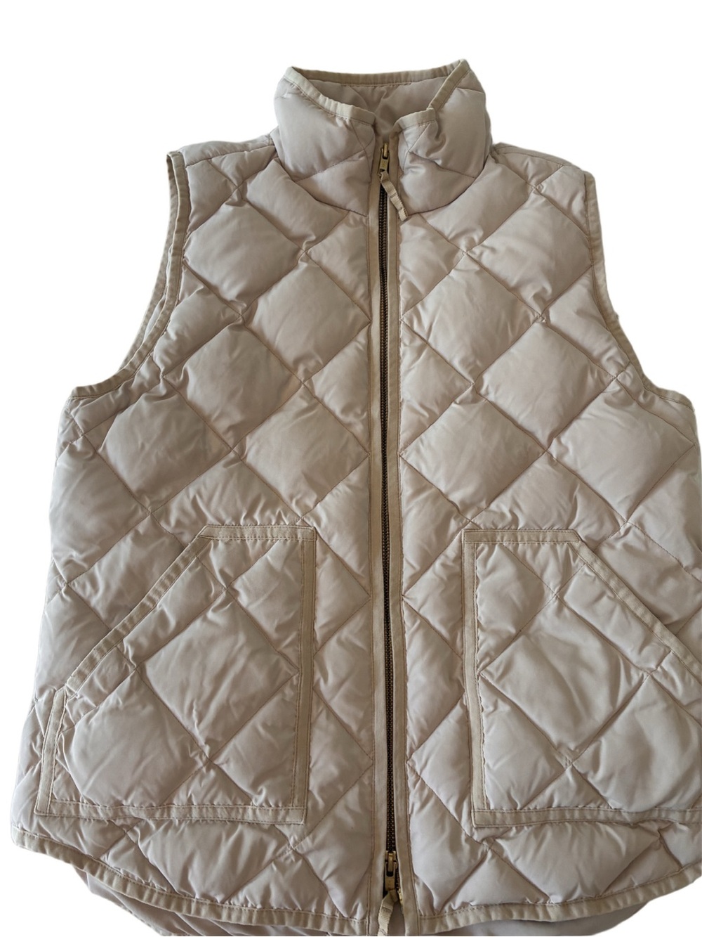 J .Crew Quilted Sleeveless Puffer Vest in Beige women medium - Picture 2 of 9